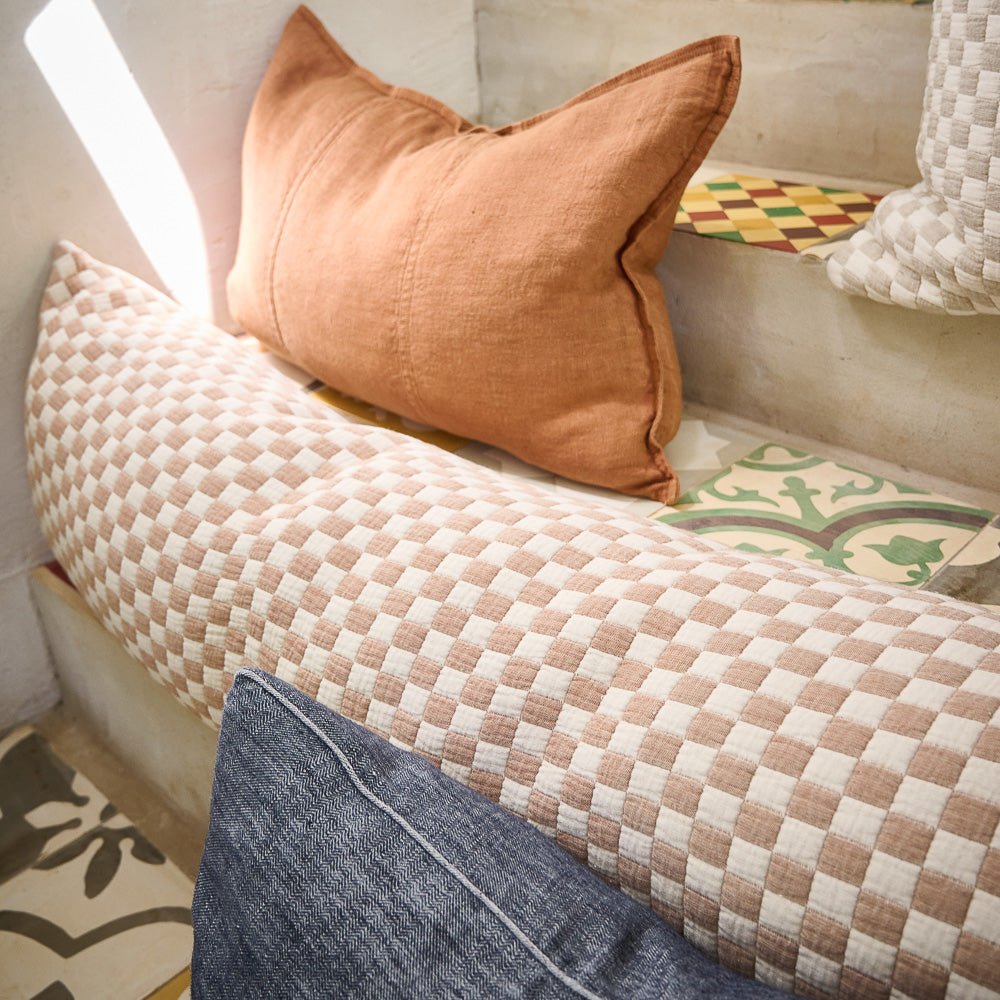 Gambit Cushion - White/Nutmeg - Eadie Lifestyle