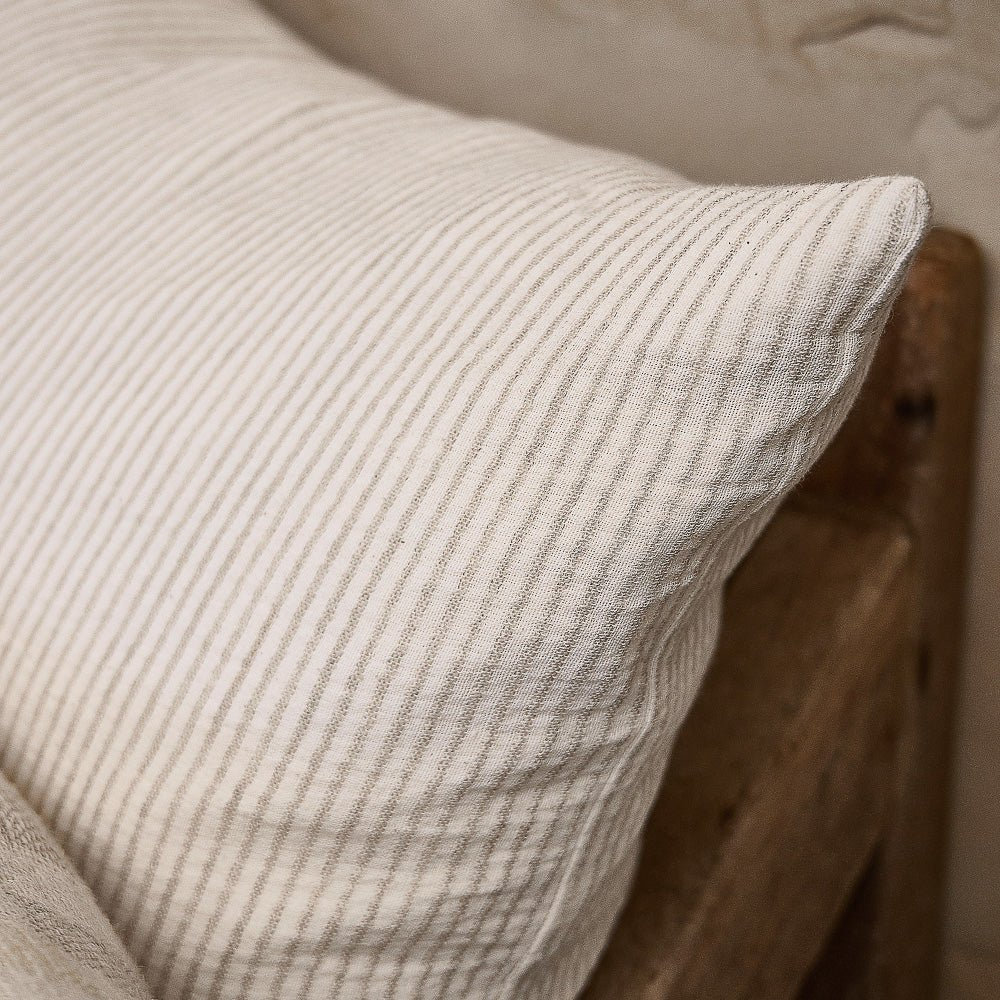 Marina Cushion - White w&