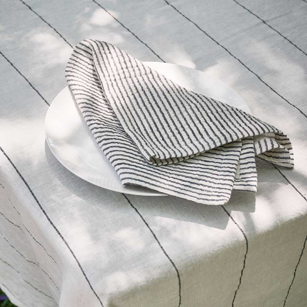 Marina Napkin Set - White w&