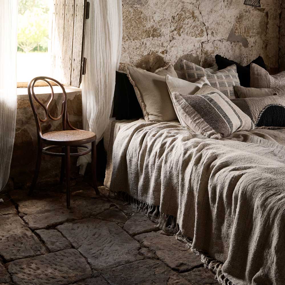 Mayla Linen Bedcover - Eadie Lifestyle