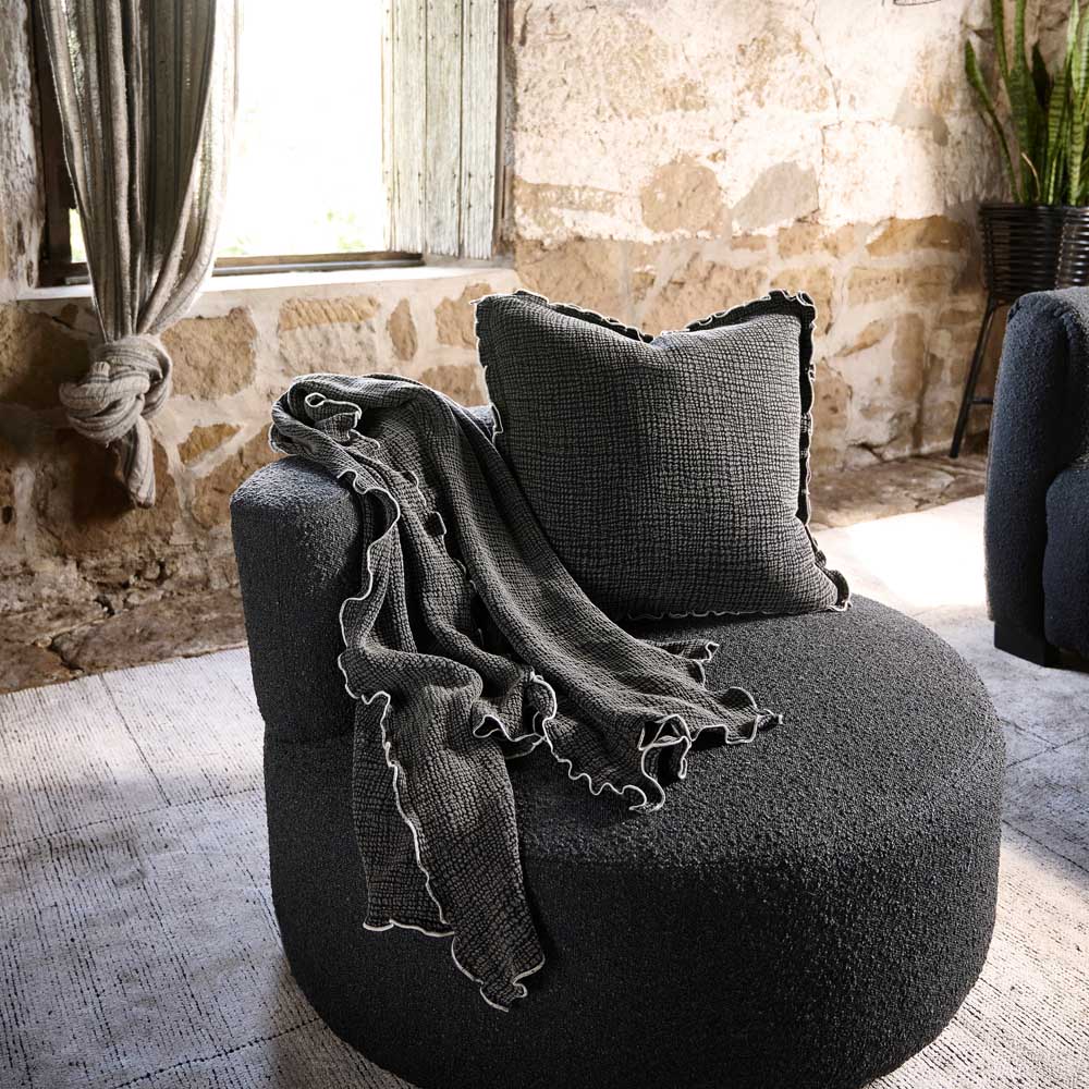 Onda Cushion - Black - Eadie Lifestyle