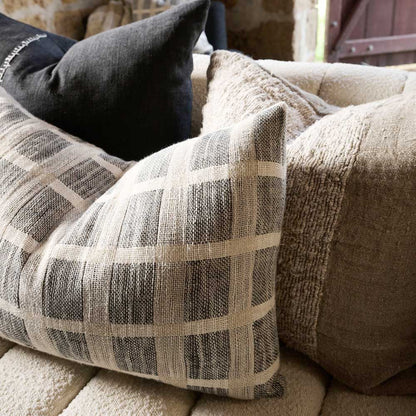 Petra Linen Cushion - Eadie Lifestyle